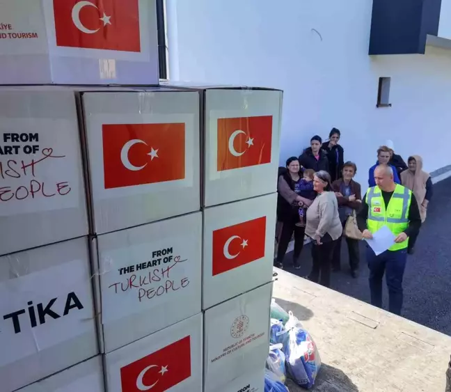 TİKA, Ramazan'da Karadağ'da İhtiyaç Sahiplerine Yardımda Bulundu