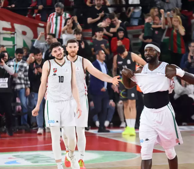 Karşıyaka'nın Süper Lig'deki Mücadelesi Zorlaşıyor