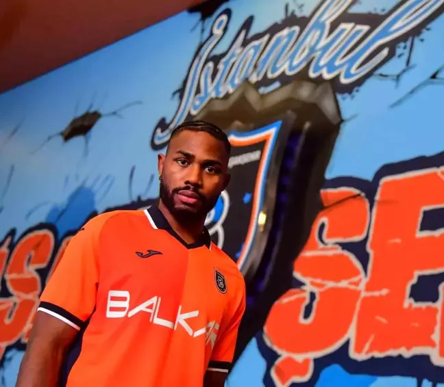 RAMS Başakşehir, Emmanuel Dennis'i kiraladı