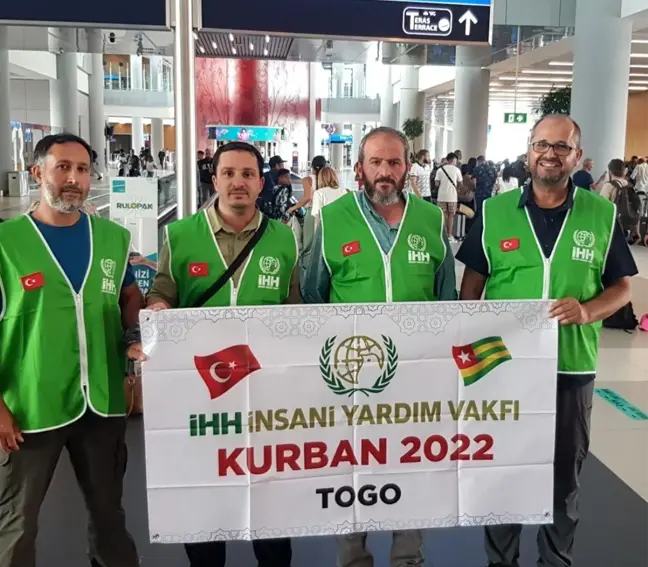 İHH'nın kurban çalışmaları için Togo'da bulunan ekibi kaza geçirdi