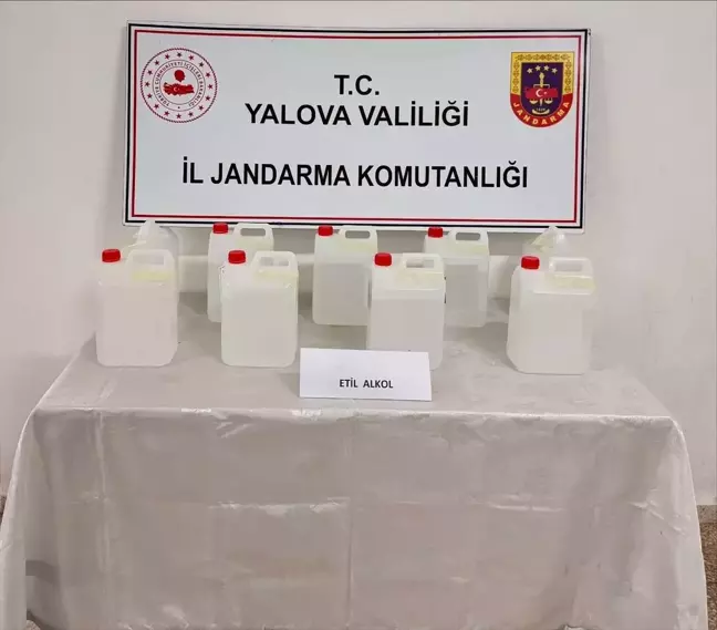 Yalova'da Yüzey Temizleyici Bidonlarında Etil Alkol Ele Geçirildi