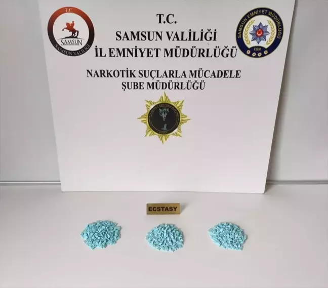 Samsun'da Uyuşturucu Hap Ele Geçirildi, 2 Zanlı Gözaltında