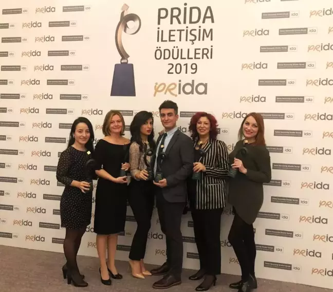 İz İletişim Prida'dan 4 Ödülle Döndü