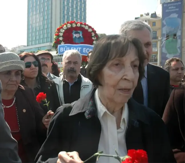 Rahşan Ecevit'in Devlet Mezarlığı'na defni için ortak yasa teklifi hazırlandı