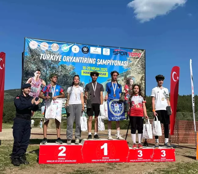 Manisa Sporcuları Oryantiring Şampiyonası'nda Başarı İmzaladı