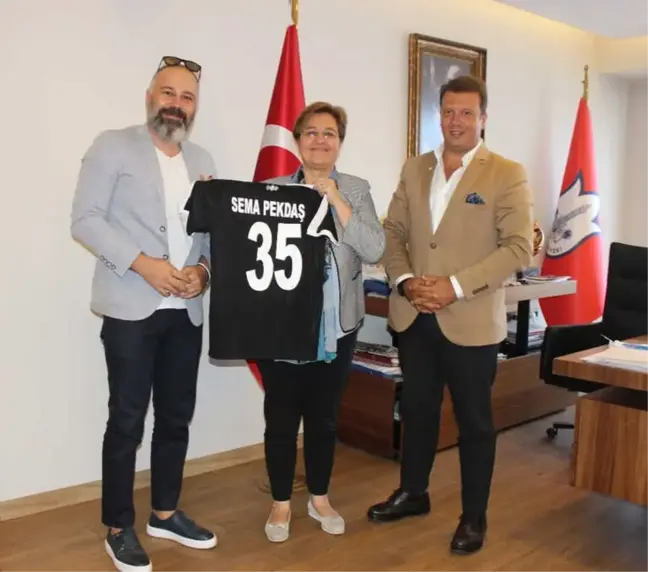 Sema Pekdaş'tan Altay'a Destek Sözü