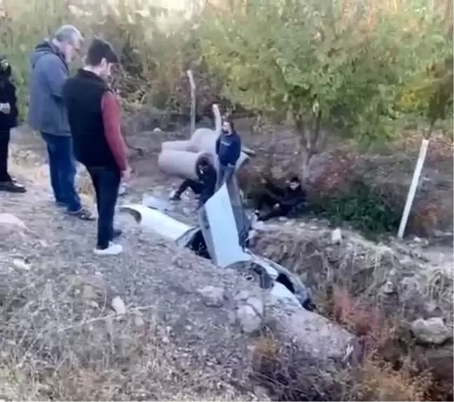 Adıyaman'da Otomobil ve Kamyonet Çarpıştı: 11 Yaralı