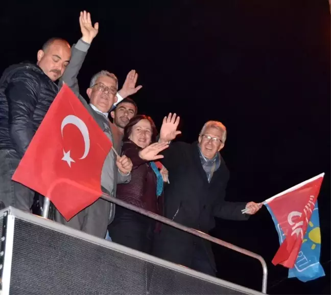 Ödemiş'te Millet İttifakı Zaferini İlan Etti