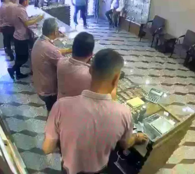 Kuyumcudan 1 Milyon TL'lik Vurgun Yapan Çalışan Yakalandı