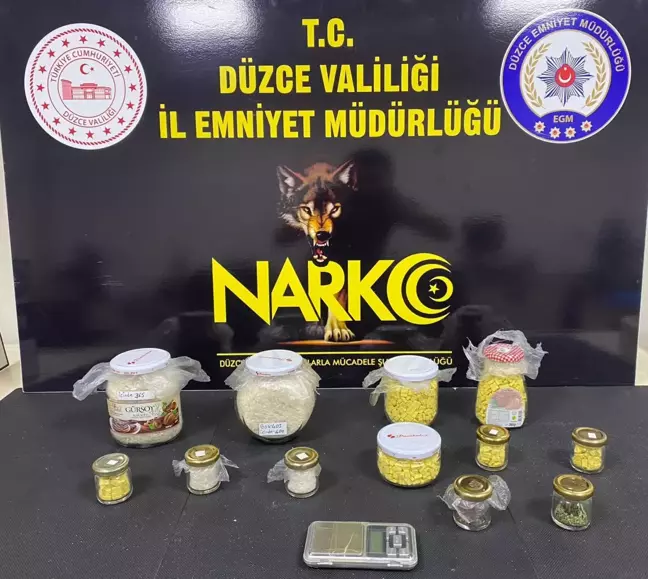 Düzce'de Çerez Dükkanında Uyuşturucu Operasyonu