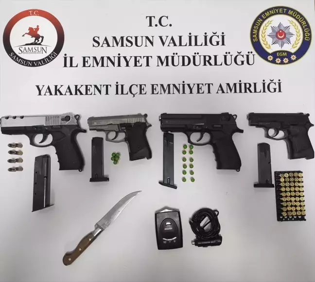 Samsun'da Narkotik Uygulamasında 4 Silah ve Radar Tespit Cihazı Ele Geçirildi