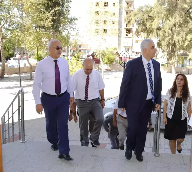Döşemealtı Kaymakamı Cantürk Göreve Başladı