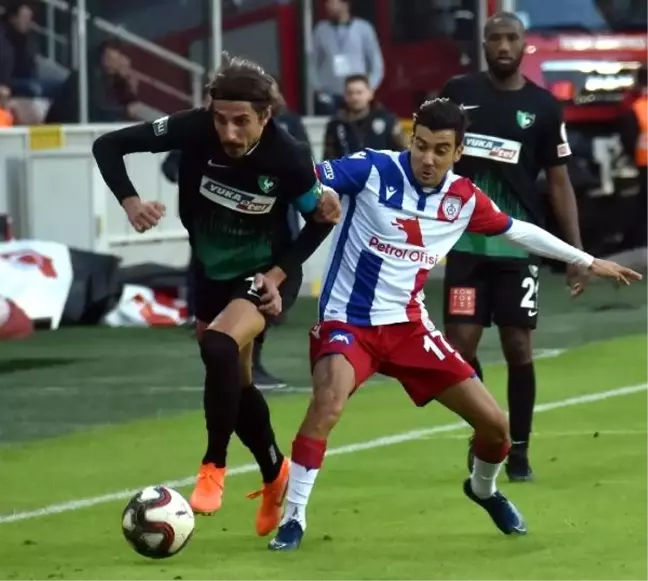 Denizlispor'da 3 kadro dışı