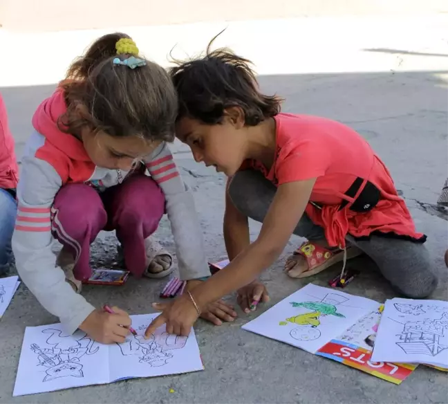 Milli Sporcular ve Sanatçılar Minikler İçin El Ele Verdi