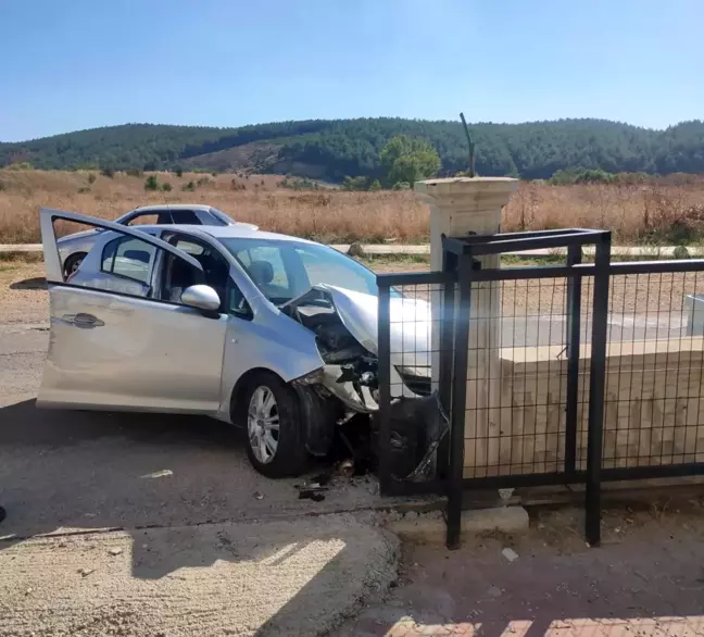 Edirne'de Trafik Kazası: İki Yaralı