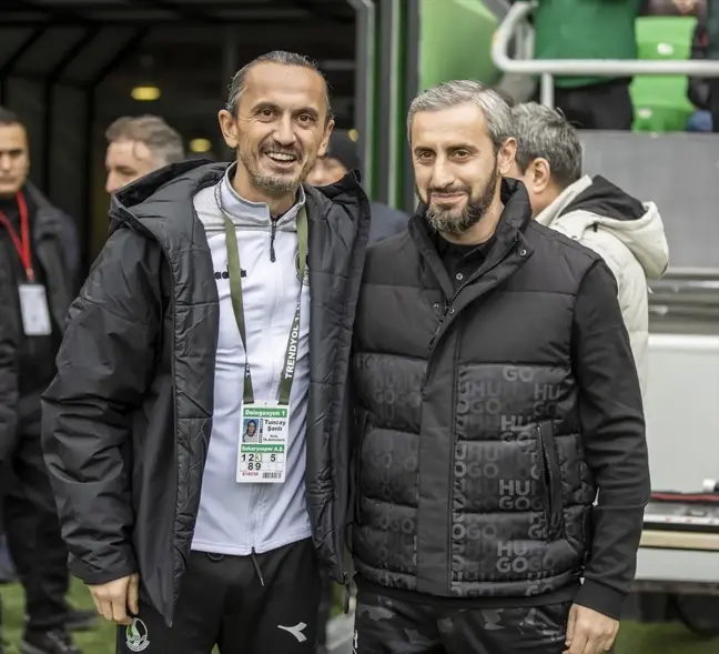 Sakaryaspor Ahlatcı Çorum FK'yı 3-1 Yendi
