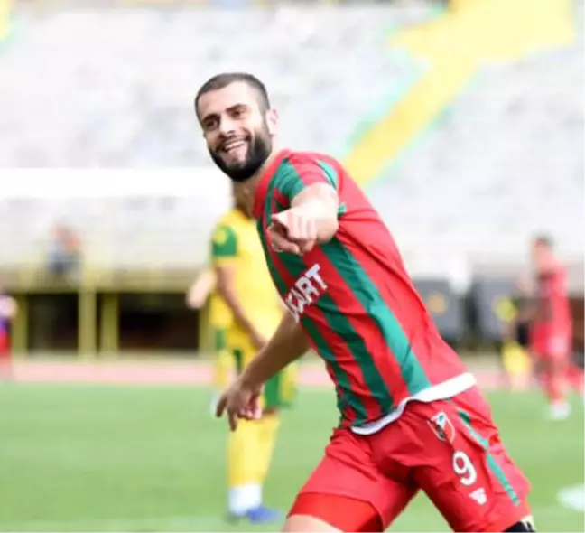 Karşıyaka'da Kuş Havalandı