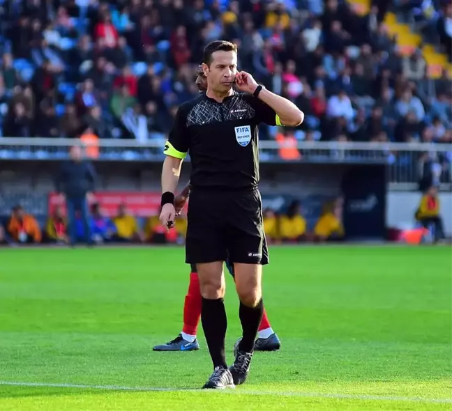 UEFA'dan Halis Özkahya'ya görev