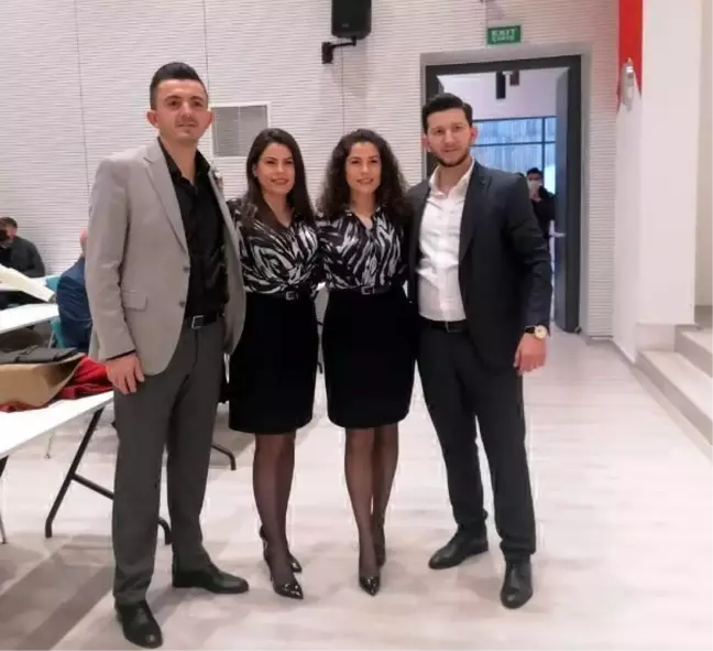 İKİZLERDEN 02.02.2022'DE ÇİFTE NİKAH