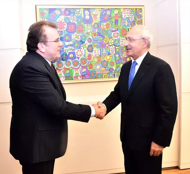 Kılıçdaroğlu, Adalet Partisi Genel Başkanı Öz ile Görüştü