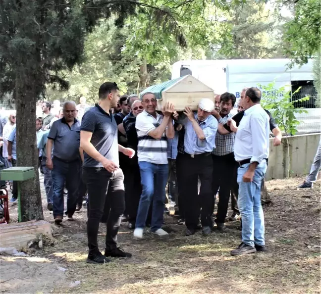 Ünlü ressam İbrahim Balaban Bursa'da toprağa verildi