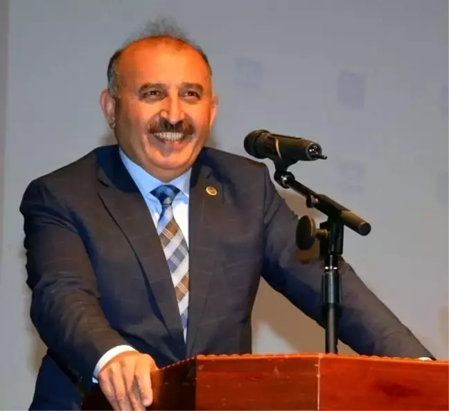 Zonguldak'ın Gökçebey İlçe Belediye Başkanı Vedat Öztürk İYİ Parti'den İstifa Etti