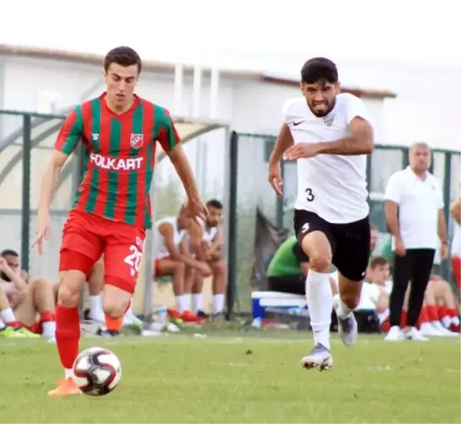 Karşıyaka'da üç gence tam puan