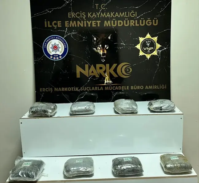 Erciş'te 8 Kilo 750 Gram Esrar Ele Geçirildi