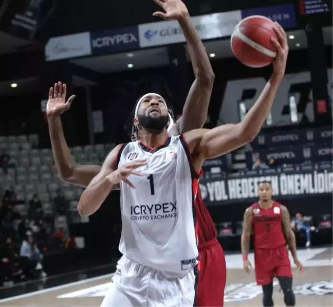 Gaziantep Basketbol: 68 - 70