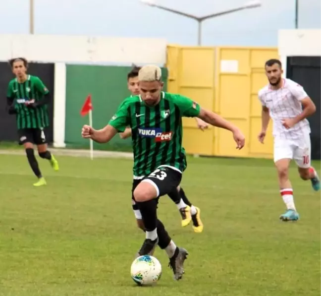 Denizlispor'un gençleri Boluspor engelini 3 golle geçti