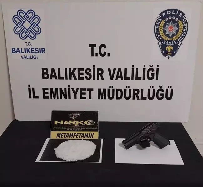 Bandırma'da Uyuşturucu Ticareti Operasyonu: 4 Zanlı Yakalandı