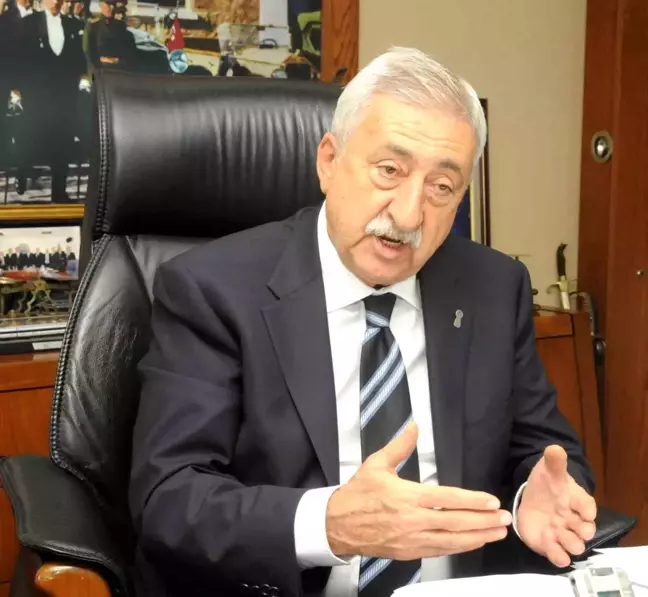 Tescil Plakalarında Seri Numaralı ve Karekodlu Sisteme Geçildi