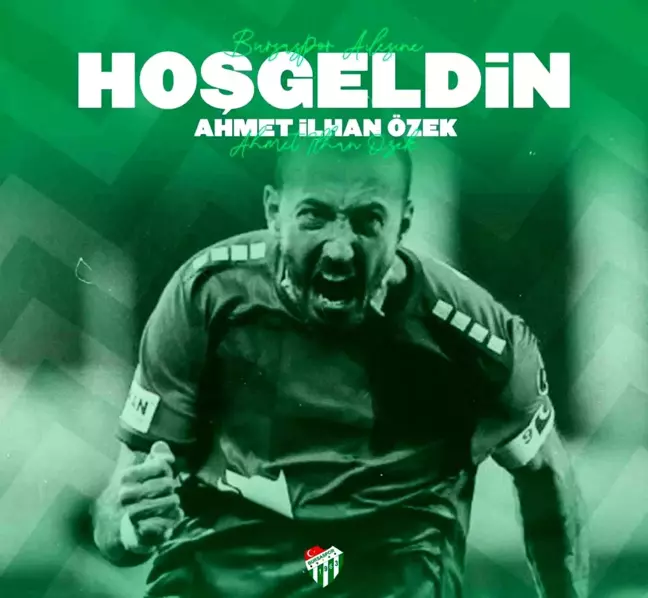 Bursaspor, Ahmet İlhan Özek'i kadrosuna kattı