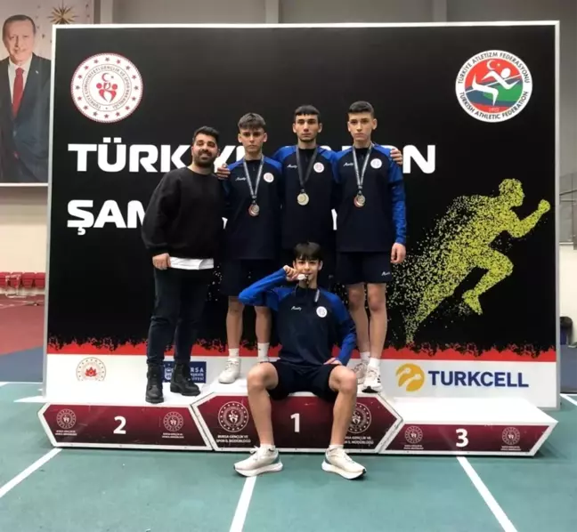 Kocaeli U16 Türkiye Salon Atletizm Şampiyonası'nda 14 Madalya Kazandı