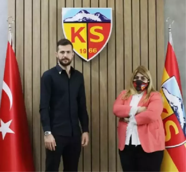 Hes Kablo Kayserispor, Uğur Demirok ile anlaştı