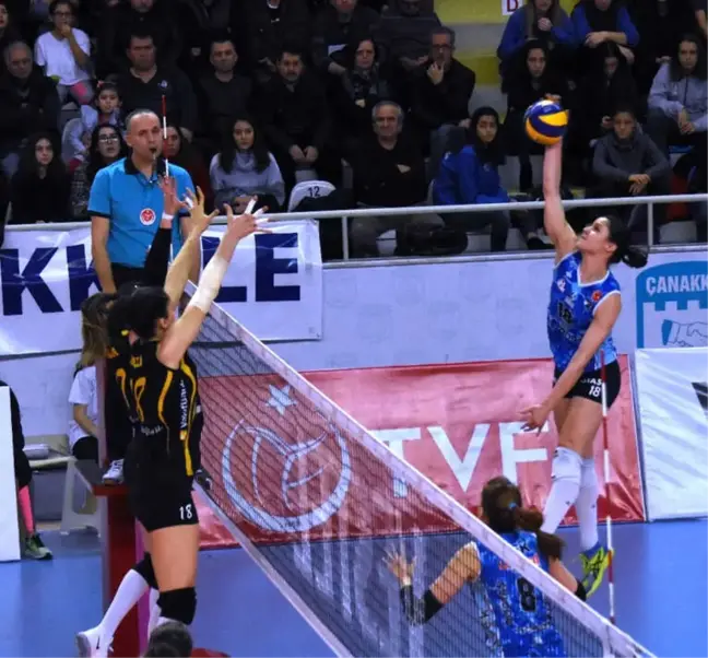 Vestel Venüs Sultanlar Ligi: Çanakkale Belediyespor: 1 - Vakıfbank: 3