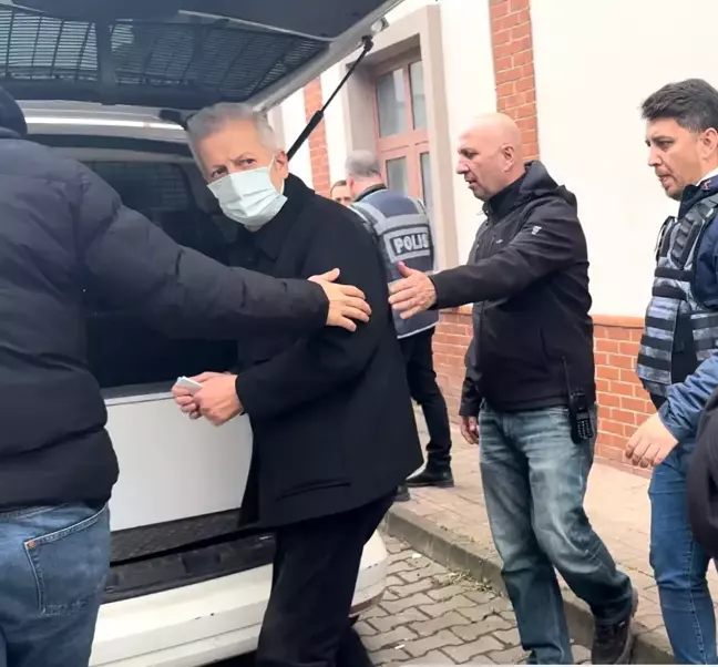 Akyazı'da komşu tartışması kanlı bitti: Adam öldürüldü