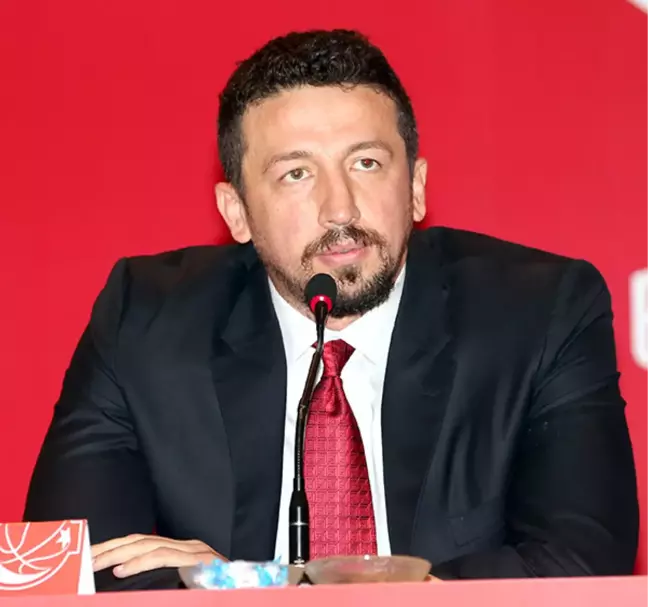 Hidayet Türkoğlu'ndan Yardım Etkinliğine Destek