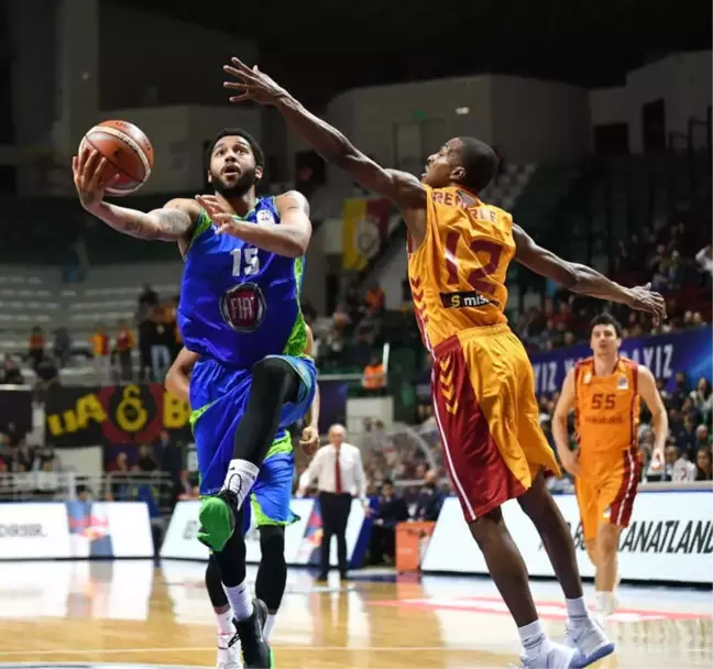 Tofaş, Galatasaray'a Konuk Oluyor