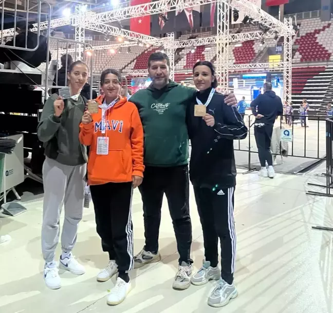 Adıyamanlı Sporcular EMF Muaythai Şampiyonası'ndan Madalyalarla Döndü