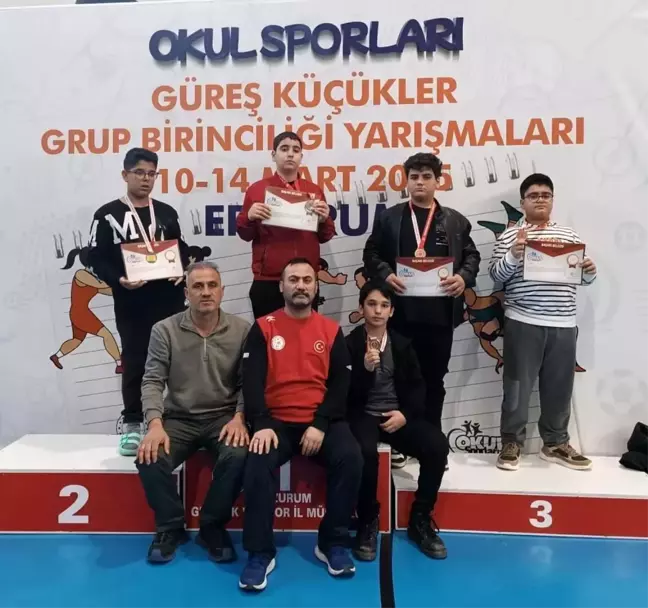 Elazığlı Sporcular Güreş Küçükler Grup Birinciliğinde Başarı Gösterdi