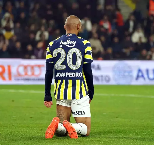 Spor Toto Süper Lig: Medipol Başakşehir: 1 Fenerbahçe: 2 (Maç sonucu)