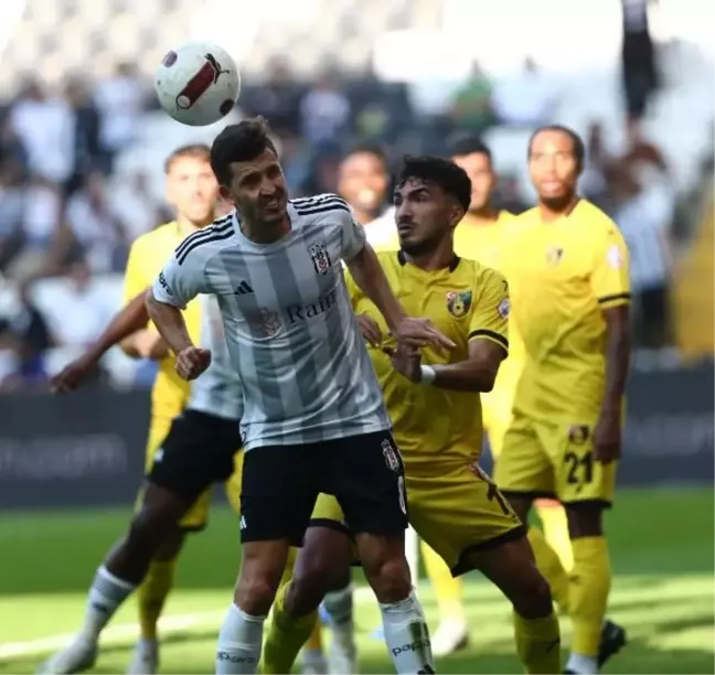 Beşiktaş Orta Saha Oyuncusu Salih Uçan'ın Sağlık Durumu Açıklandı
