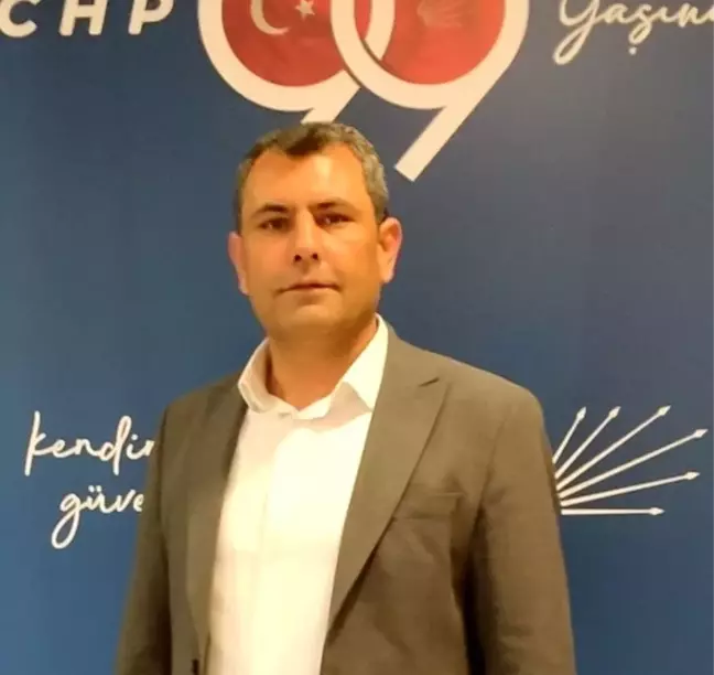 CHP Kırşehir'de 80 Kişi Görevlerinden İstifa Etti