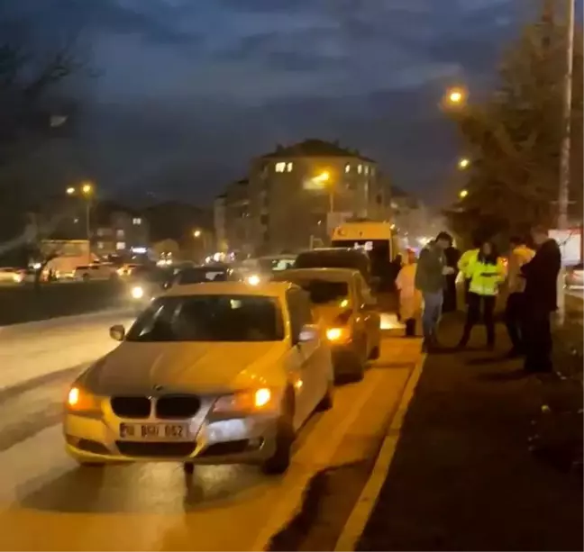 Bursa İnegöl'de Zincirleme Kaza: 2 Yaralı
