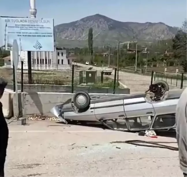 Tokat'ta Otomobilin Devrilmesi sonucu 3 Kişi Yaralandı