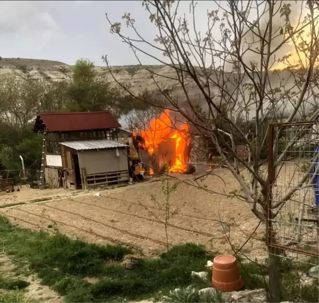 Beypazarı'nda bağ evi yandı