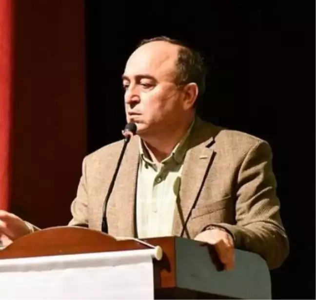 Artvin Belediye Başkanı kim? kaç yaşında, nereli? Demirhan Elçin Artvin Belediyesi hangi partiden?