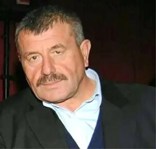 Oğlunun Kullandığı Traktörün Altında Kalan Adam, Hayatını Kaybetti