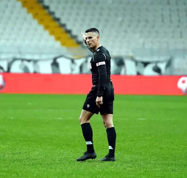MKE Ankaragücü Sivasspor maçında düdük Sarper Barış Saka'da